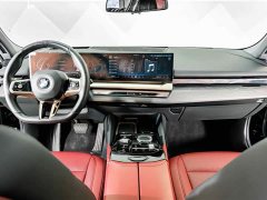 BMW 5 Series 530Li Luxury M Sport Package - ფოტო 14