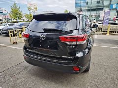Toyota Highlander 2.0T AWD Premium 7-Seater - ფოტო 5