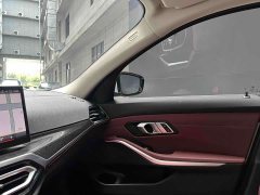 BMW 3 Series 320Li M Sport Package - ფოტო 17