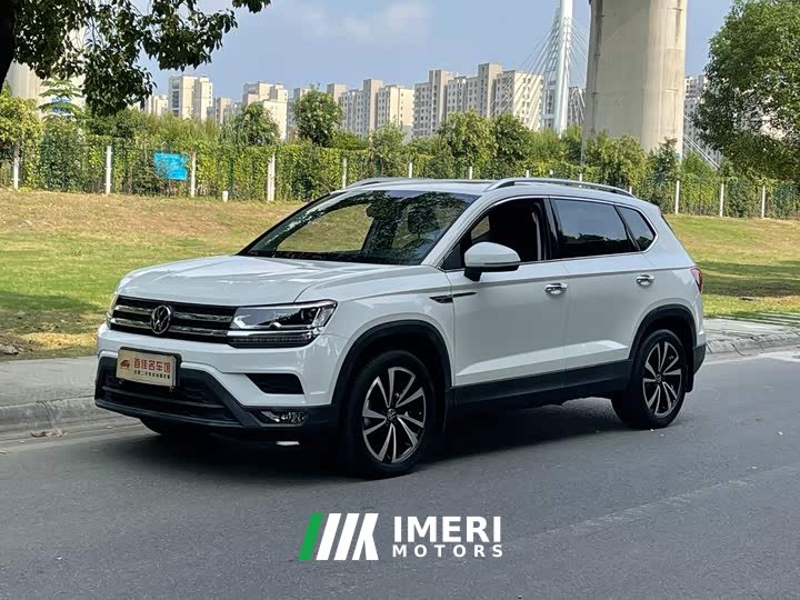 Volkswagen Touareg 280TSI FWD Luxury - ავტომობილი ჩინეთიდან