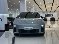 Li Auto i6 2025 Two-Wheel Drive Standard - ფოტო 12