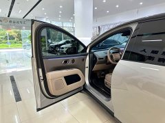 Li Auto i6 2025 Two-Wheel Drive Standard - ფოტო 5