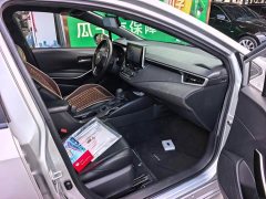 Toyota Corolla Hybrid 1.8H E-CVT Sport - ფოტო 9