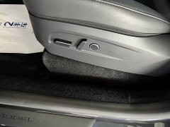 Tesla Model Y Rear-Wheel Drive - ფოტო 9
