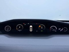 Changan UNI-V Smart Electric iDD 1.5T 113km Smart Fun Edition - ფოტო 11