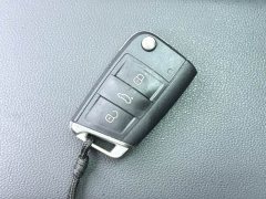 Volkswagen Polo Plus 1.5L Automatic Colorful Tech Edition - ფოტო 17