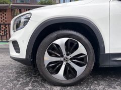Mercedes-Benz GLB 200 Fashion Edition - ფოტო 4