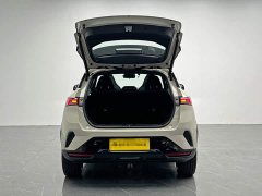 Lynk & Co Geely Lynk & Co 06 Renew 1.5T Halo - ფოტო 11