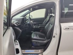 Toyota Sienna 2021 2.5L Hybrid Premium Edition - ფოტო 11