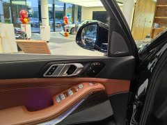BMW X7 xDrive40i Premier Luxury Package - ფოტო 12