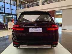 BMW X7 xDrive40i Premier Luxury Package - ფოტო 4