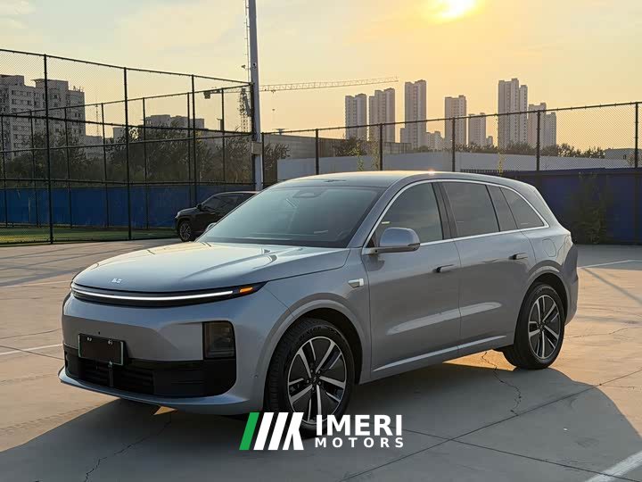 Li Auto L6 Pro - ავტომობილი ჩინეთიდან
