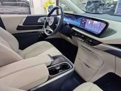 Toyota 2.0T Six-Seat Yun Shi Edition - ფოტო 10