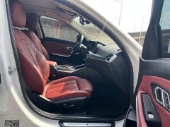BMW 3 Series 2024 325i M Sport Package - ფოტო 11