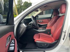 BMW 3 Series 2024 325i M Sport Package - ფოტო 9