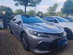 Toyota Camry 2021 Hybrid Luxury - ფოტო 3
