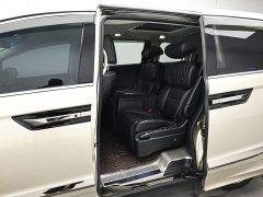 Honda Elysion 2.0L Hybrid Luxury - ფოტო 15
