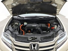 Honda Elysion 2.0L Hybrid Luxury - ფოტო 18