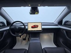 Tesla Model Y Rear-Wheel Drive - ფოტო 10
