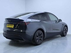 Tesla Model Y Rear-Wheel Drive - ფოტო 4