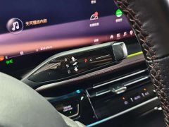 Toyota 2.0T Six-Seat Yun Shi Edition - ფოტო 12