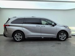 Toyota Sienna 2021 2.5L Hybrid Platinum Edition - ფოტო 7
