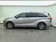Toyota Sienna 2021 2.5L Hybrid Platinum Edition - ფოტო 8