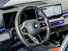 BMW 5 Series 530Li Luxury M Sport Package - ფოტო 12