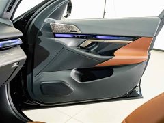 BMW 5 Series 530Li Luxury M Sport Package - ფოტო 17