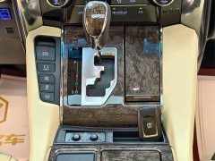 Toyota Vellfire Crown Hybrid 2.5L HV Premium Edition - фото 20