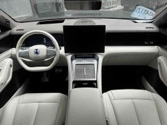 Denza BYD Denza N8L Flagship - ფოტო 11