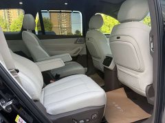 Denza BYD Denza N8L Flagship - ფოტო 4