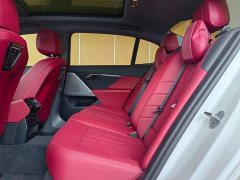 BMW i5 2025 eDrive 35L M Sport Package - ფოტო 13