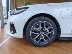 BMW i5 2025 eDrive 35L M Sport Package - ფოტო 16