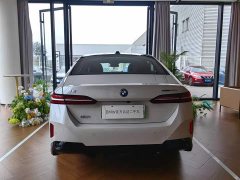 BMW i5 2025 eDrive 35L M Sport Package - ფოტო 5