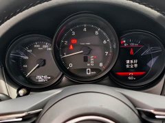 Porsche Macan 2.0T - ფოტო 16
