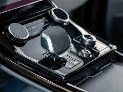 Land Rover Range Rover Sport 400PS Dynamic SE - ფოტო 16