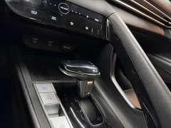 Hyundai Elantra 1.5L CVT Luxury - ფოტო 16