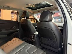 Hyundai Elantra 1.5L CVT Luxury - ფოტო 9