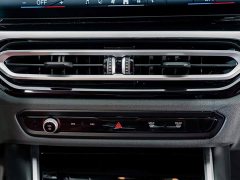 BMW 3 Series 320Li M Sport Package - ფოტო 11
