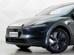 Tesla Model Y Facelift Long Range All-Wheel Drive - ფოტო 3