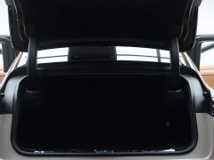 Tesla Zun S800 Extended Range Starlight Executive Edition 4-Seater (192-line LiDAR) - ფოტო 12