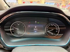 Buick GL8 Land Business Class Comfort Edition - ფოტო 15
