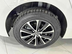 Toyota Corolla 2023 1.8L CVT Luxury - ფოტო 19