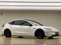 Tesla Model 3 High Performance All-Wheel Drive - ფოტო 3