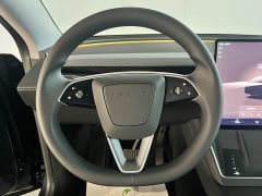 Tesla Model Y Rear-Wheel Drive - ფოტო 17