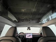 Tesla Model Y Rear-Wheel Drive - ფოტო 4