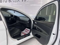 Hyundai Elantra 1.5L CVT GLX Elite - ფოტო 18