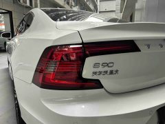 Volvo S90 B5 Intelligent Luxury Edition - ფოტო 5