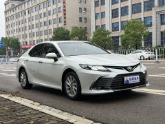 Toyota Camry 2021 2.0G Luxury - ფოტო 3